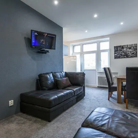 Air-conditioned Sancova - Old Town Apartment *